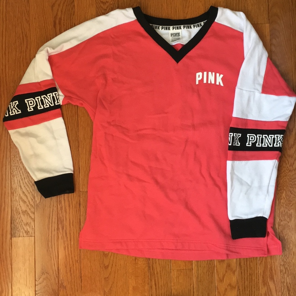 PINK Victoria’s Secret Crew Neck